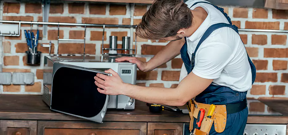 In-Home Microwave Repair in Worcester
